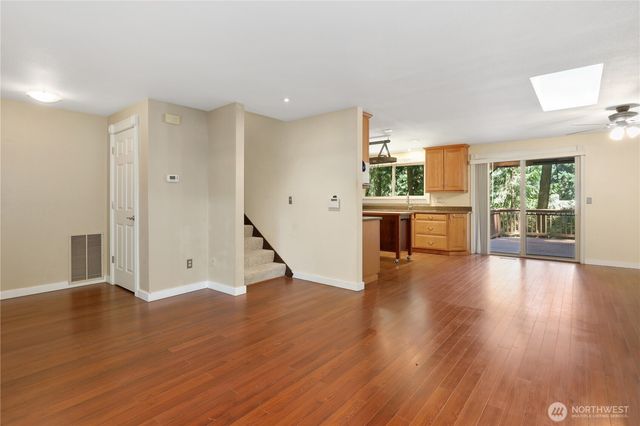 4727 171st Avenue Ct E, Lake Tapps, WA 98391