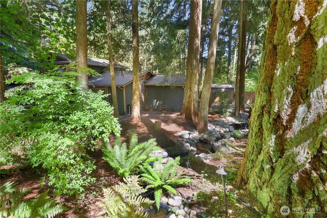 4727 171st Avenue Ct E, Lake Tapps, WA 98391