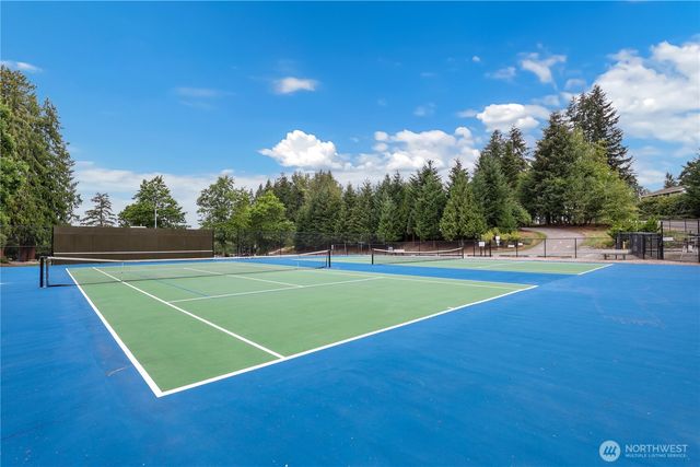4727 171st Avenue Ct E, Lake Tapps, WA 98391