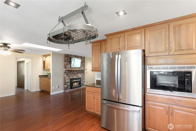 4727 171st Avenue Ct E, Lake Tapps, WA 98391