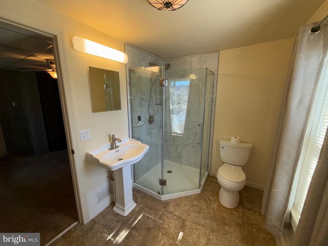 536 ESSEX ST, Marietta, PA 17547