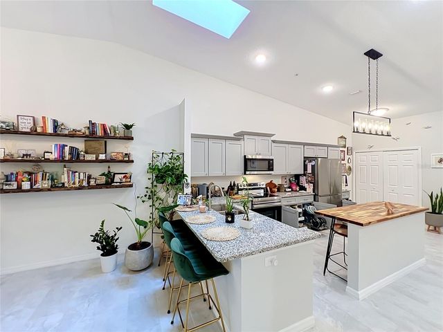 1415 OAK PLACE D, Apopka, FL 32712
