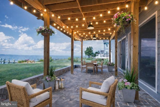 414 BAY DR, Stevensville, MD 21666