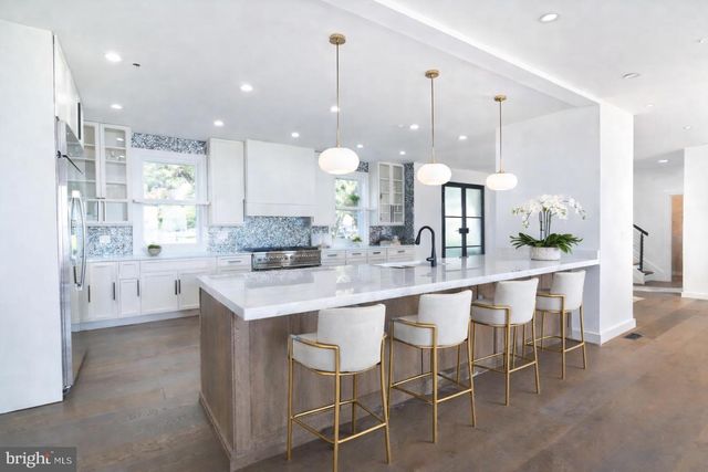 414 BAY DR, Stevensville, MD 21666