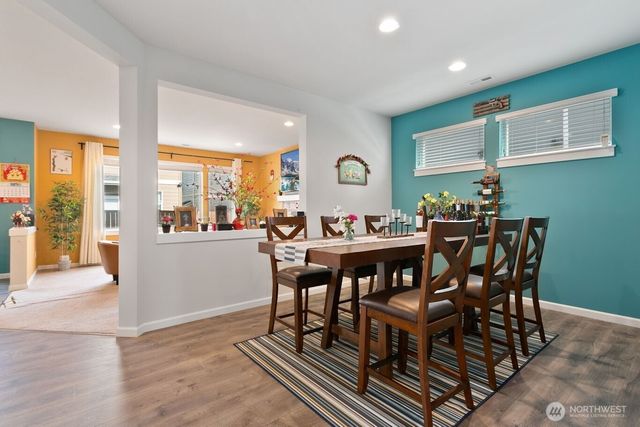 1009 32nd Street NW, Puyallup, WA 98371