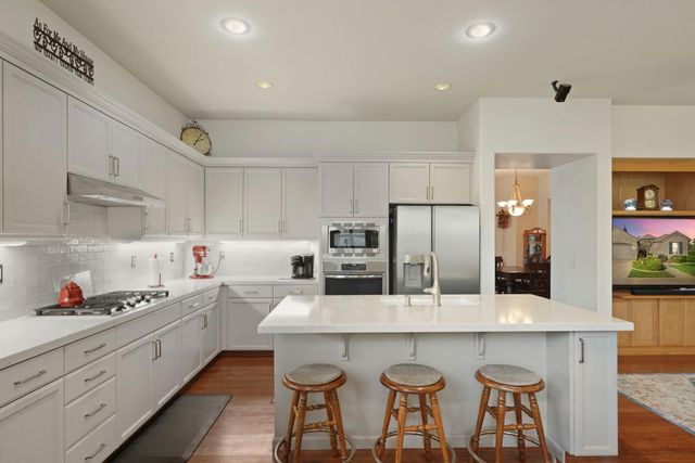 1623 Richmond Ln, Lodi, CA 95242