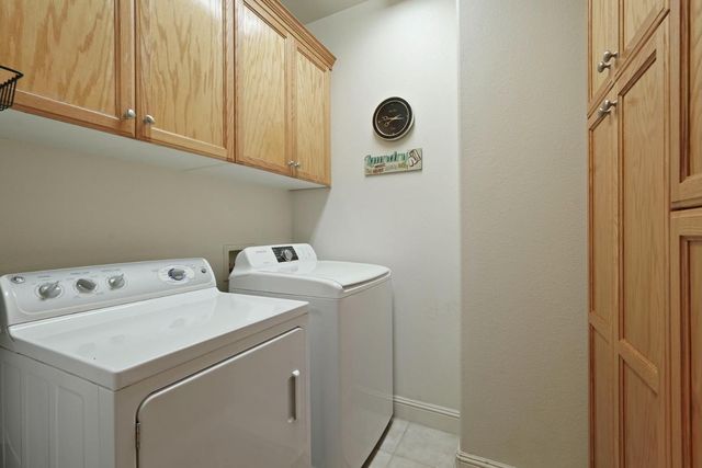 1623 Richmond Ln, Lodi, CA 95242