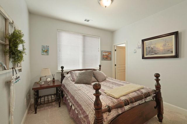 1623 Richmond Ln, Lodi, CA 95242