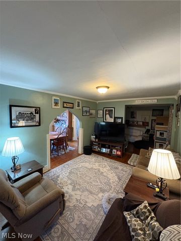 3721 Collins Way, Weirton, WV 26062