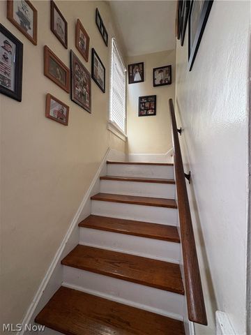 3721 Collins Way, Weirton, WV 26062