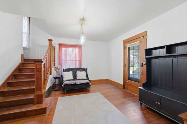 1030 W 15th Street, Davenport, IA 52804