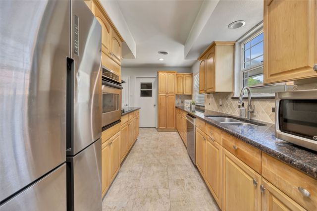 2812 Norwood Lane, Arlington, TX 76013