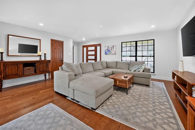 1903 Holly Hill DR, Austin, TX 78746