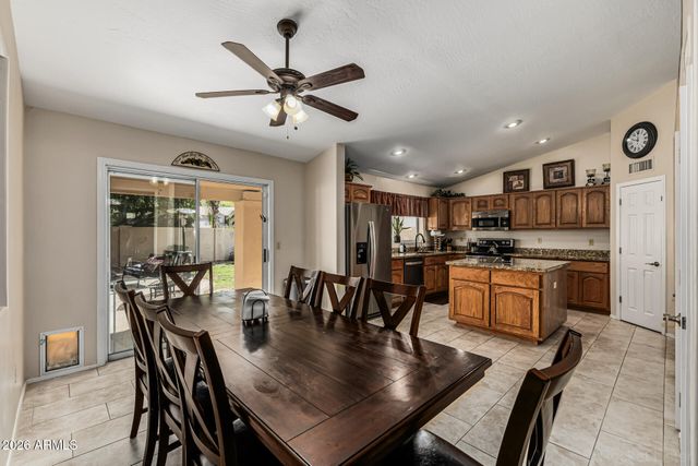 5745 W MARIPOSA GRANDE Lane, Glendale, AZ 85310