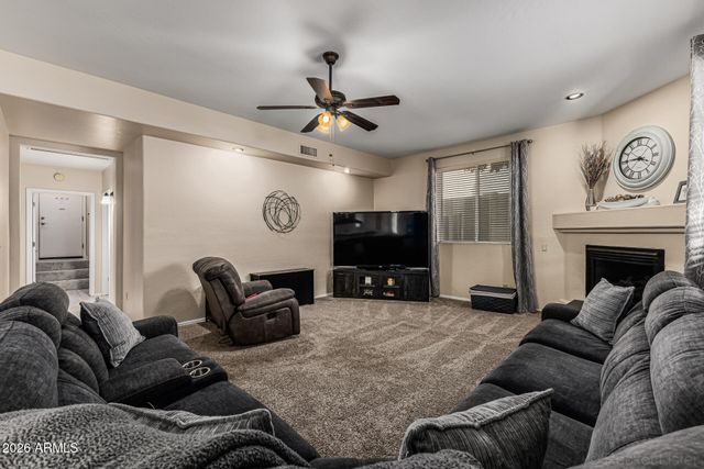 5745 W MARIPOSA GRANDE Lane, Glendale, AZ 85310