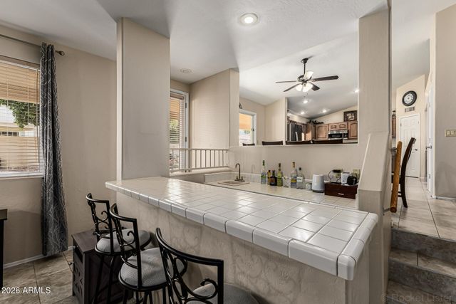 5745 W MARIPOSA GRANDE Lane, Glendale, AZ 85310