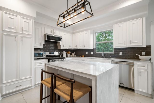 2017 Morse Street, Houston, TX 77019