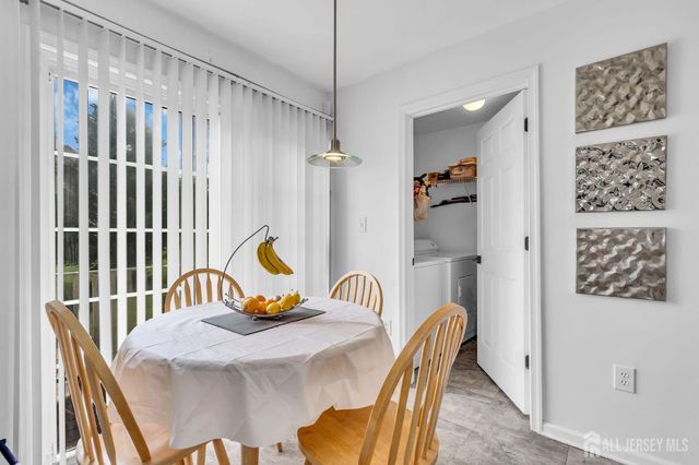 2609 Ridgeview Court, Sayreville, NJ 08859