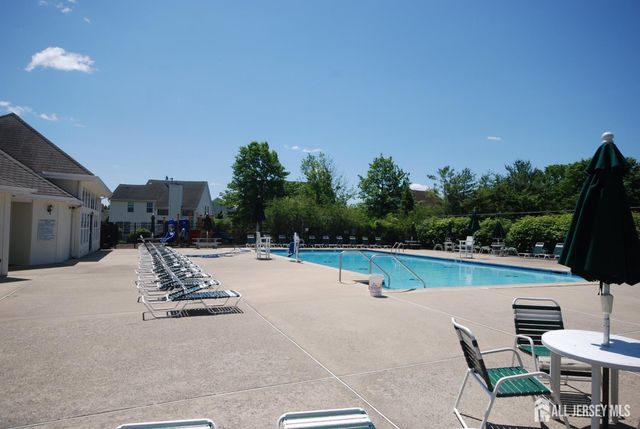 2609 Ridgeview Court, Sayreville, NJ 08859