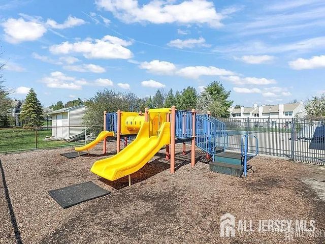2609 Ridgeview Court, Sayreville, NJ 08859