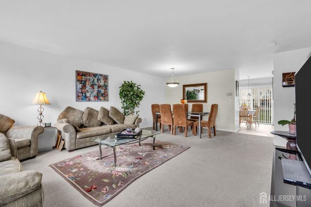 2609 Ridgeview Court, Sayreville, NJ 08859