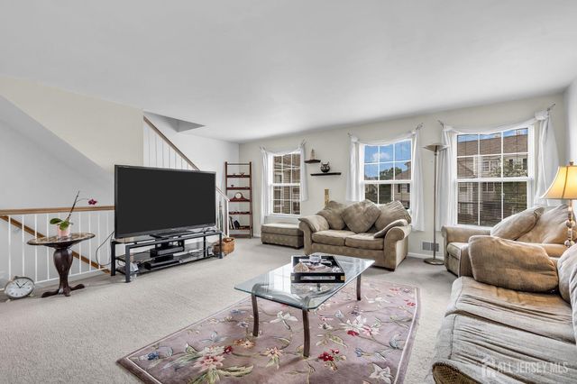 2609 Ridgeview Court, Sayreville, NJ 08859