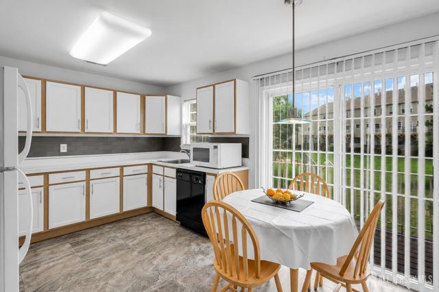 2609 Ridgeview Court, Sayreville, NJ 08859