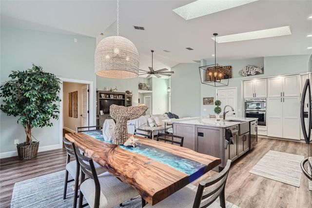 11367 PERICO ISLE CIRCLE, Bradenton, FL 34209