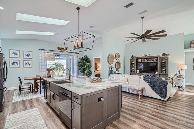 11367 PERICO ISLE CIRCLE, Bradenton, FL 34209
