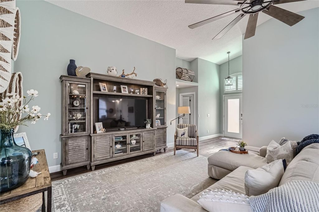 Image 22 of property listing at 11367 PERICO ISLE CIRCLE, Bradenton, FL 34209