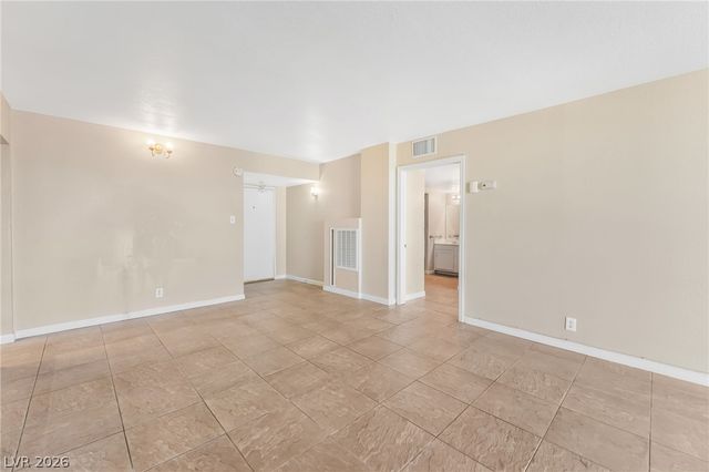 3930 University Center Drive 803, Las Vegas, NV 89119