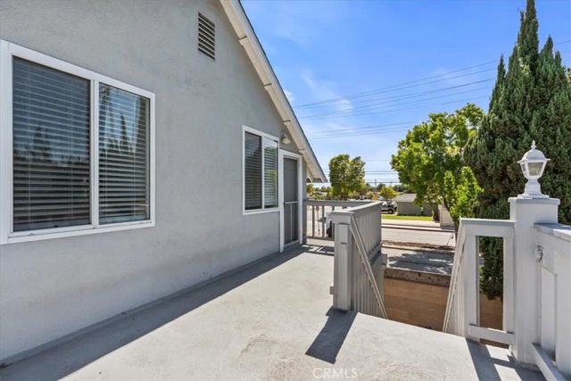 1198 Dorset Lane, Costa Mesa, CA 92626
