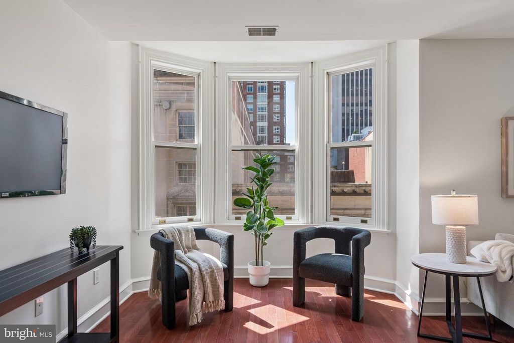 1811 CHESTNUT ST #402, PHILADELPHIA, PA 19103 — photo 4