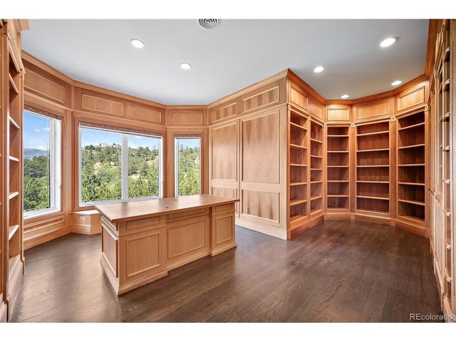 6230 Spurwood Dr, Colorado Springs, CO 80918