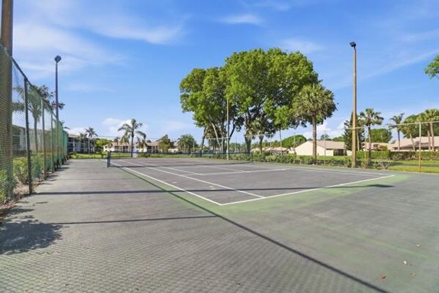 1111 Green Pine Boulevard G2, West Palm Beach, FL 33409