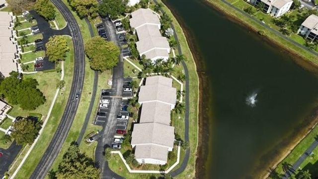 1111 Green Pine Boulevard G2, West Palm Beach, FL 33409