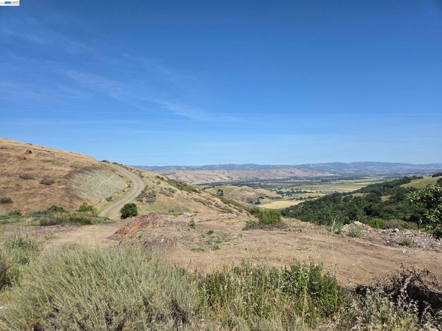 22629 Country View Drive, San Jose, CA 95120