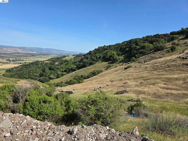 22629 Country View Drive, San Jose, CA 95120