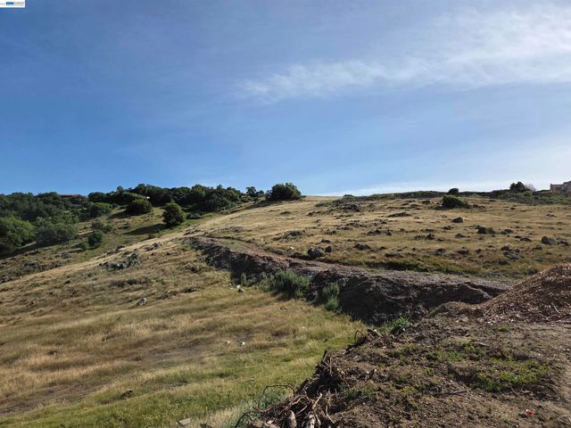 22629 Country View Drive, San Jose, CA 95120