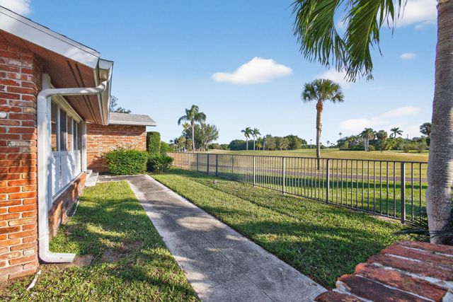 1314 N Lakeside Drive, Lake Worth Beach, FL 33460