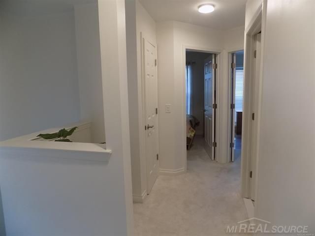 36225 Dominion Circle, Sterling Heights, MI 48310