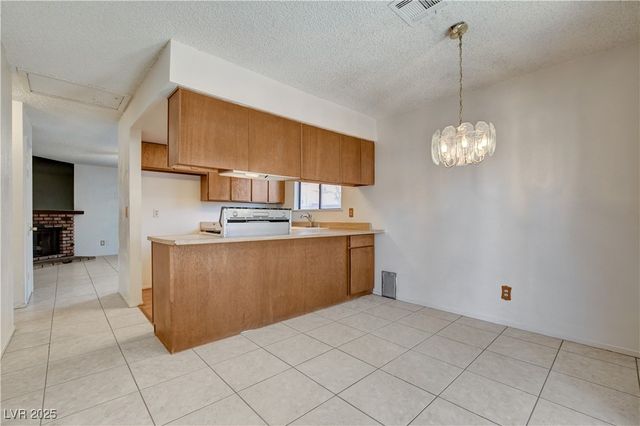 511 Chelsea Drive, Henderson, NV 89014