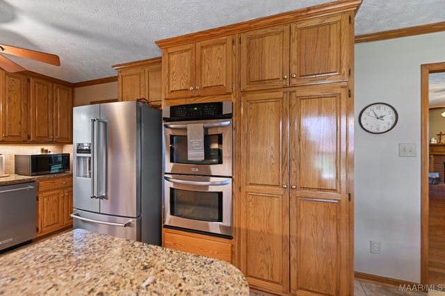 1689 Rambling Brook Lane, Prattville, AL 36066