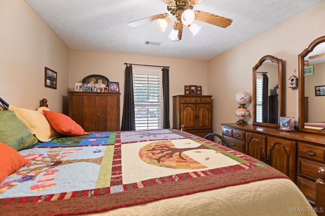 1689 Rambling Brook Lane, Prattville, AL 36066