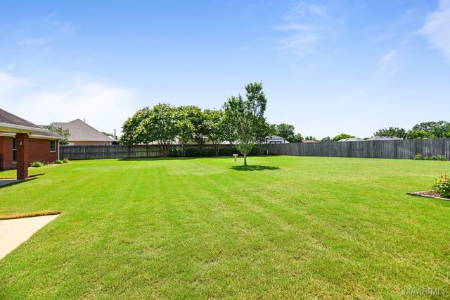 1689 Rambling Brook Lane, Prattville, AL 36066