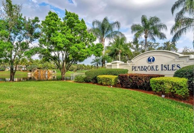 17036 NW 15th St, Pembroke Pines, FL 33028
