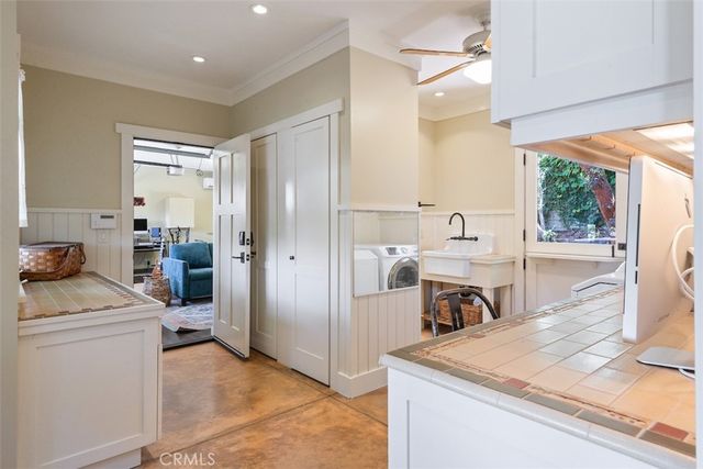 298 Granada Avenue, Long Beach, CA 90803