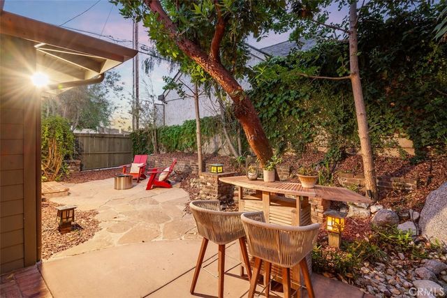298 Granada Avenue, Long Beach, CA 90803
