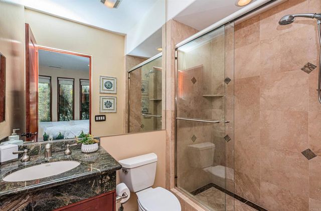 2362 Edgehill Road, Vista, CA 92084