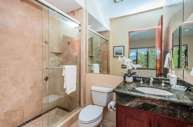 2362 Edgehill Road, Vista, CA 92084